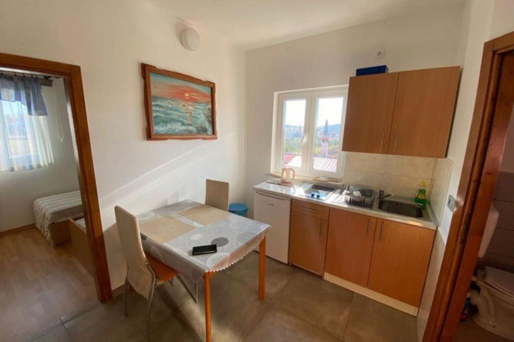 A2 Apartment