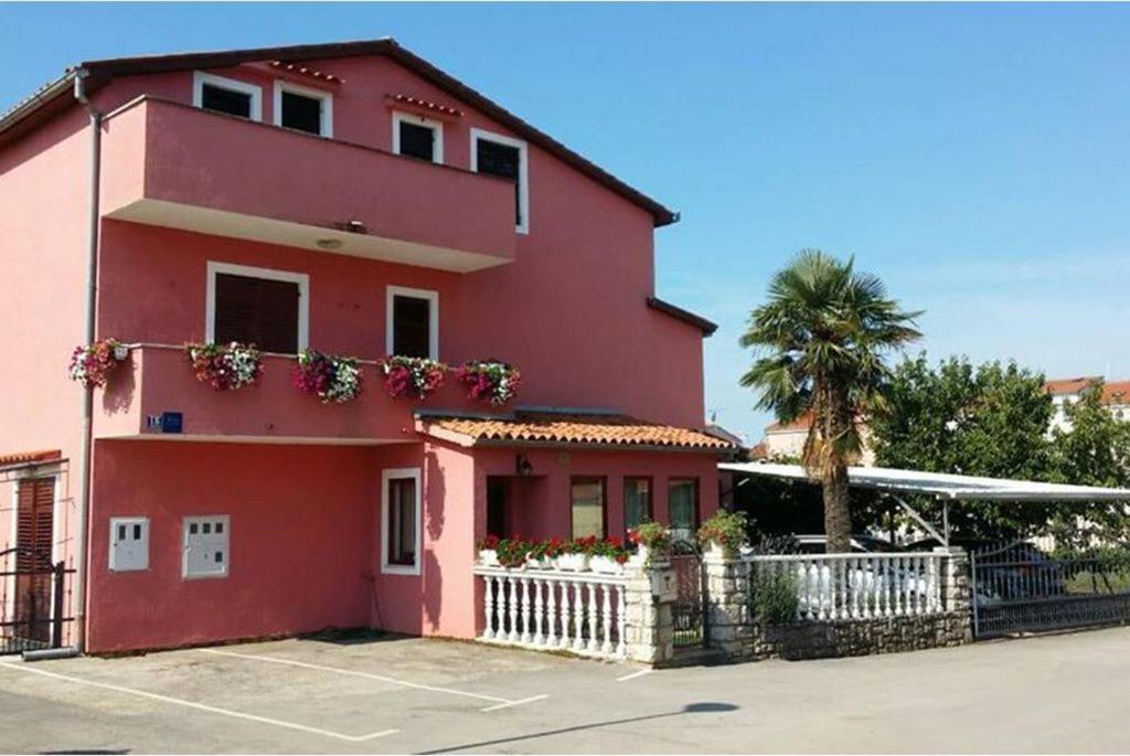 Apartment A2